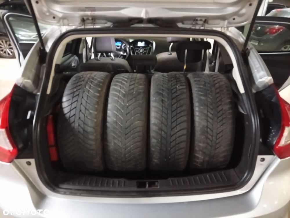 Ford Focus 1.6 TDCi DPF Titanium - 29