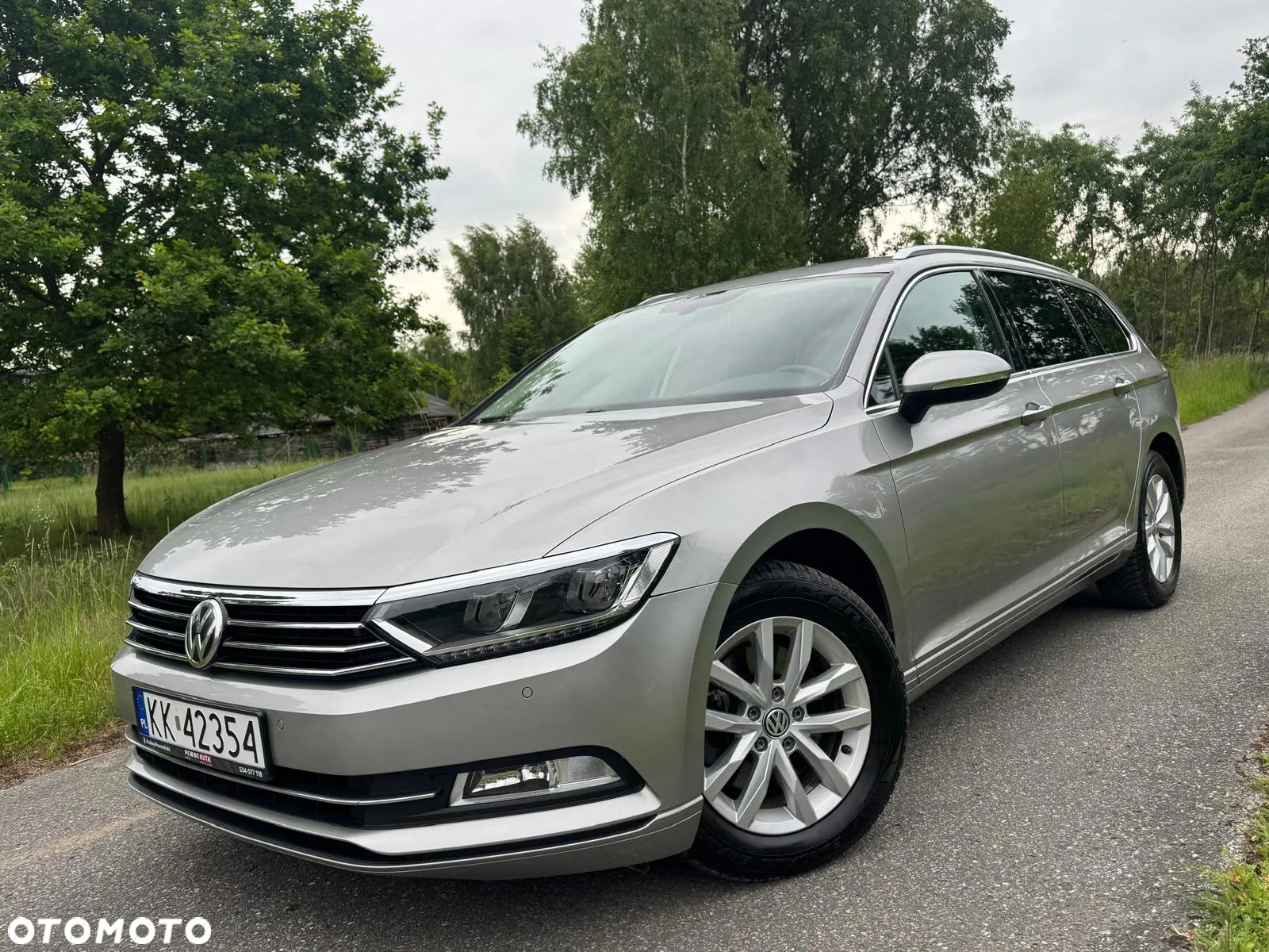 Volkswagen Passat Variant 1.8 TSI (BlueMotion Technology) DSG Comfortline - 9