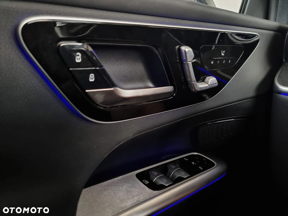 Mercedes-Benz GLC - 15