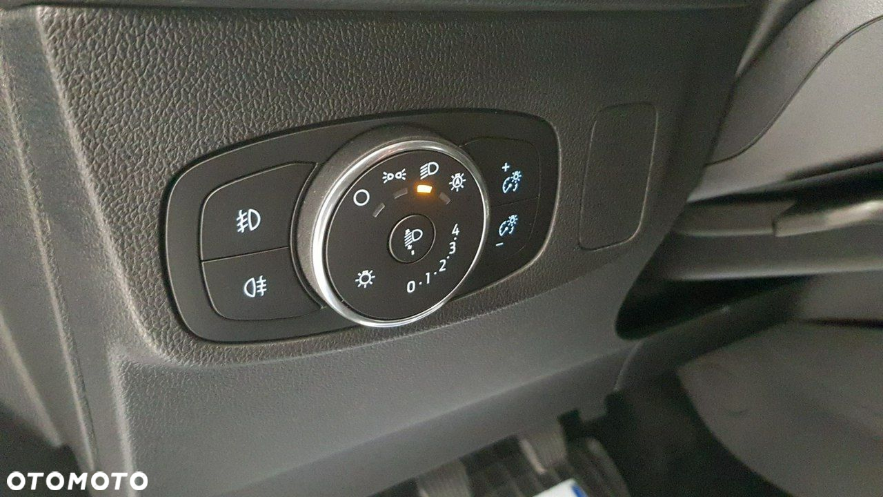 Ford Focus - 24