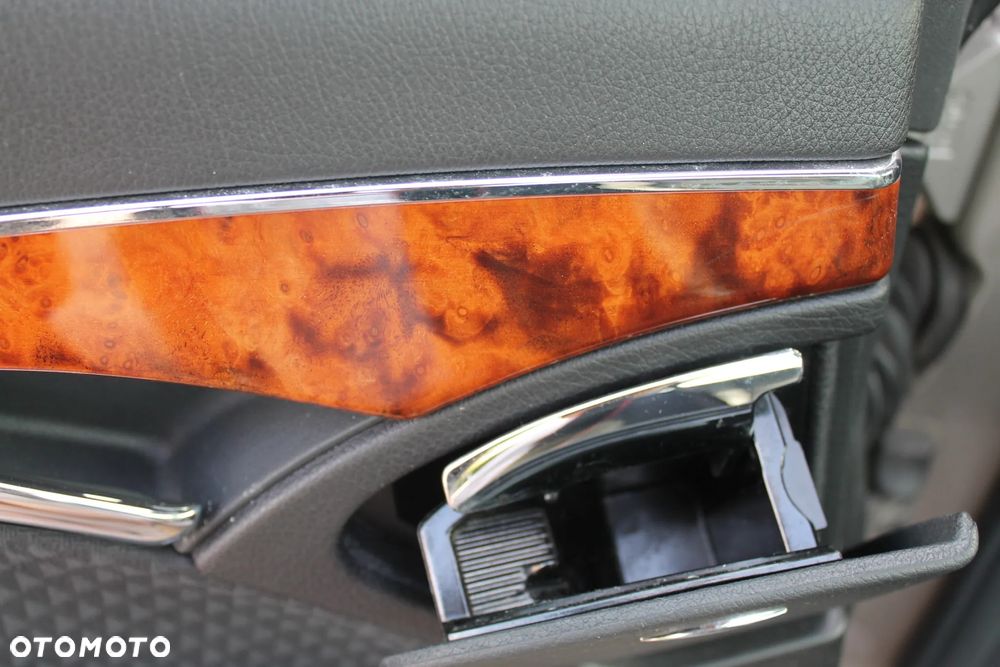 Mercedes-Benz Klasa E 350 7G-TRONIC Avantgarde - 30