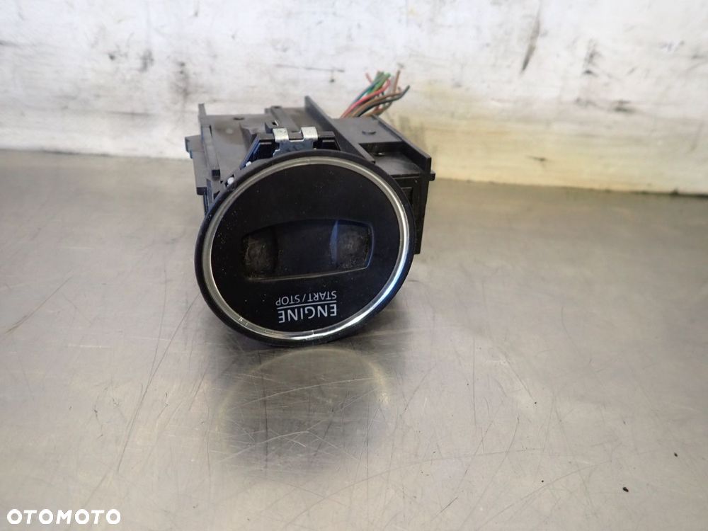 STACYJKA VOLKSWAGEN PASSAT B6 3C0905843M - 2