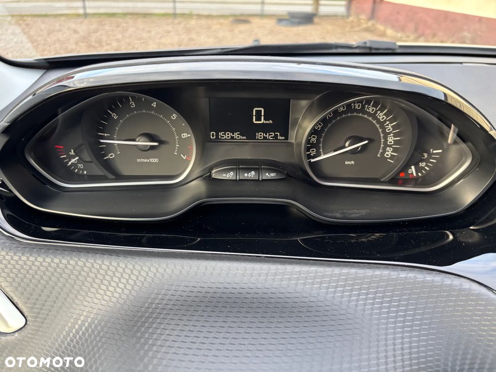Peugeot 2008 PureTech 82 Style - 9