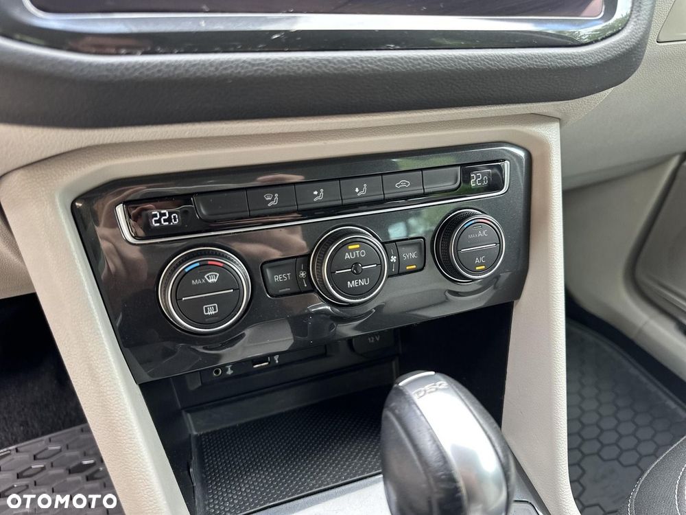 Volkswagen Tiguan - 15