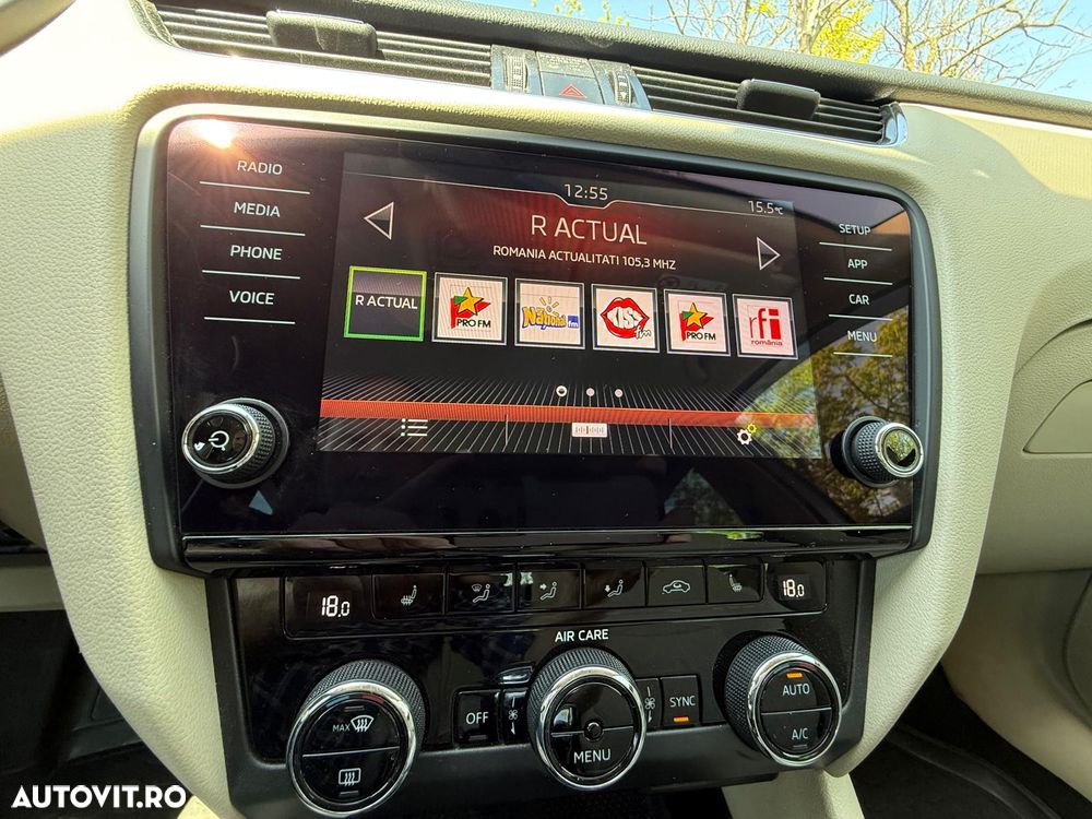 Skoda Octavia 1.6 TDI DSG Style - 39