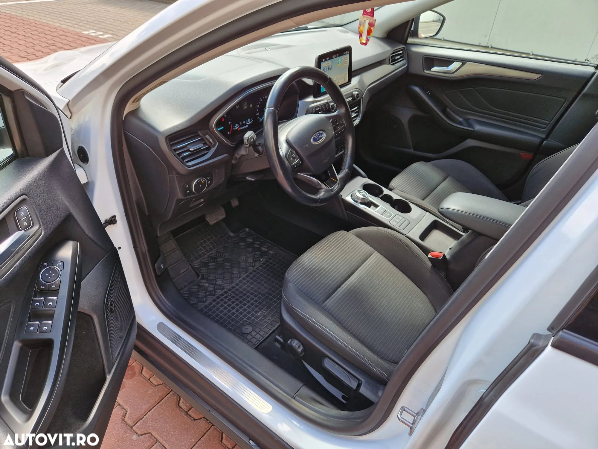 Ford Focus 2.0 EcoBlue Titanium Business - 9