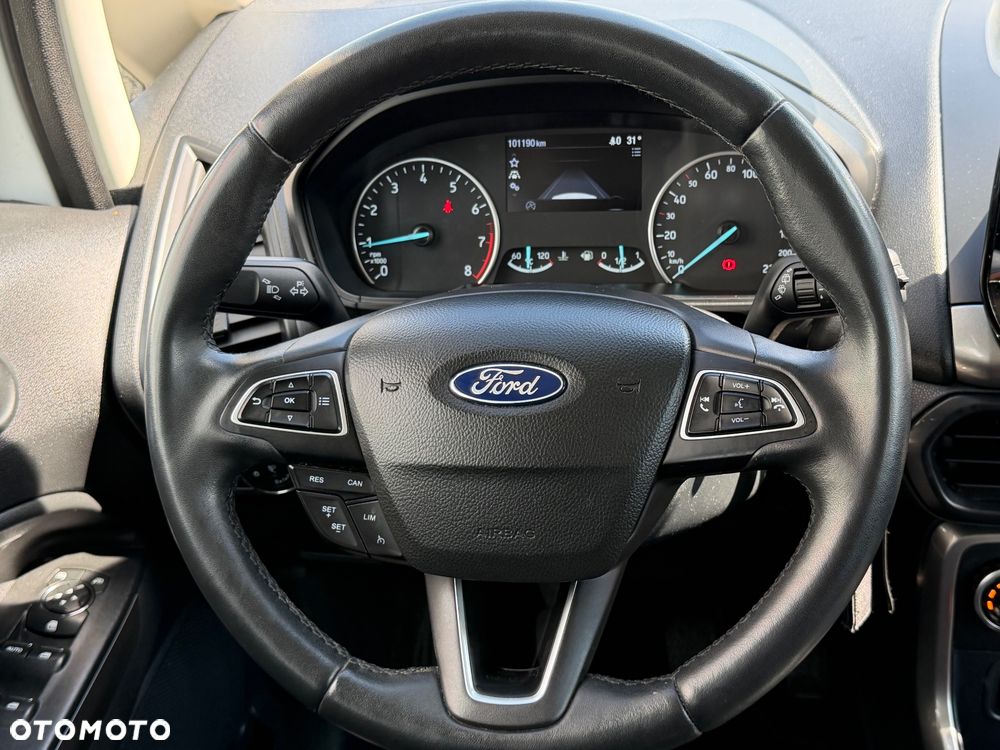 Ford EcoSport - 26