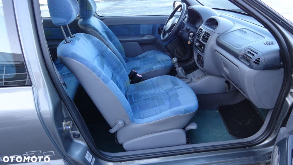 Renault Clio 1.2i MTV - 9