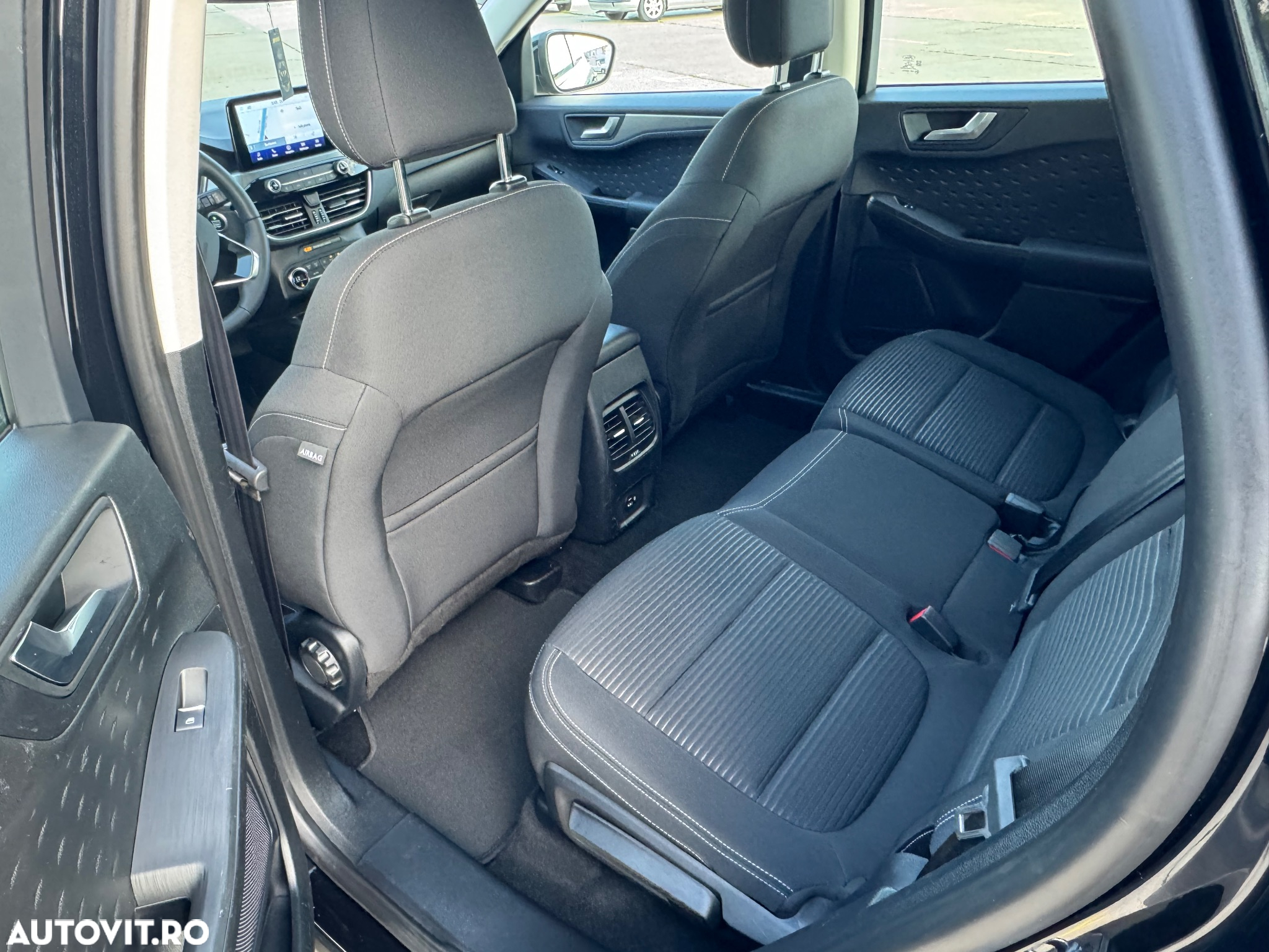 Ford Kuga 2.5 Duratec FWD PHEV Titanium - 9