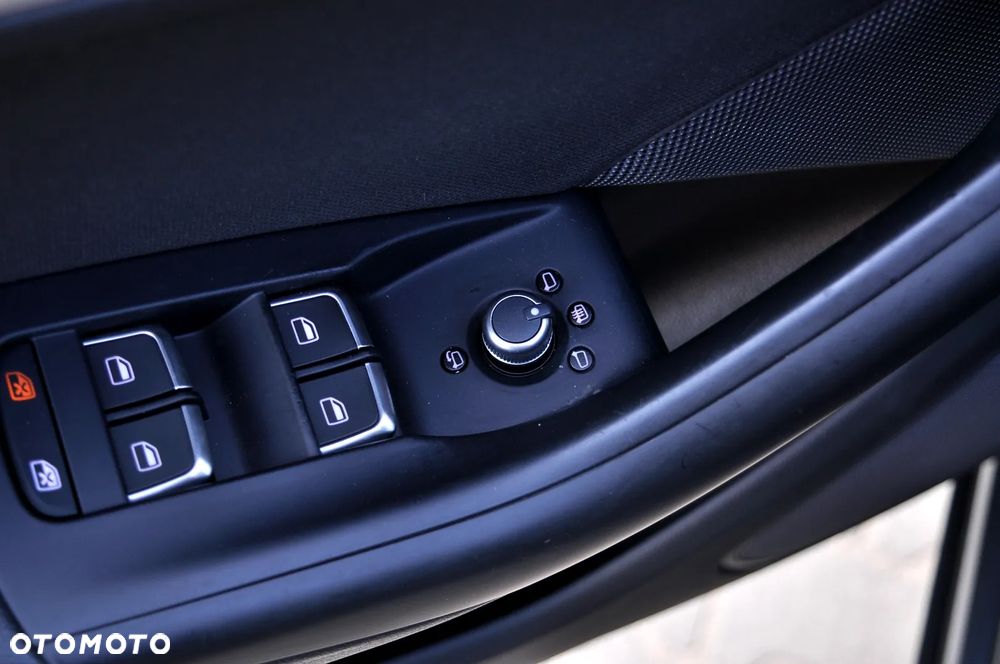 Audi Q3 2.0 TDI Quattro Sport S tronic - 35