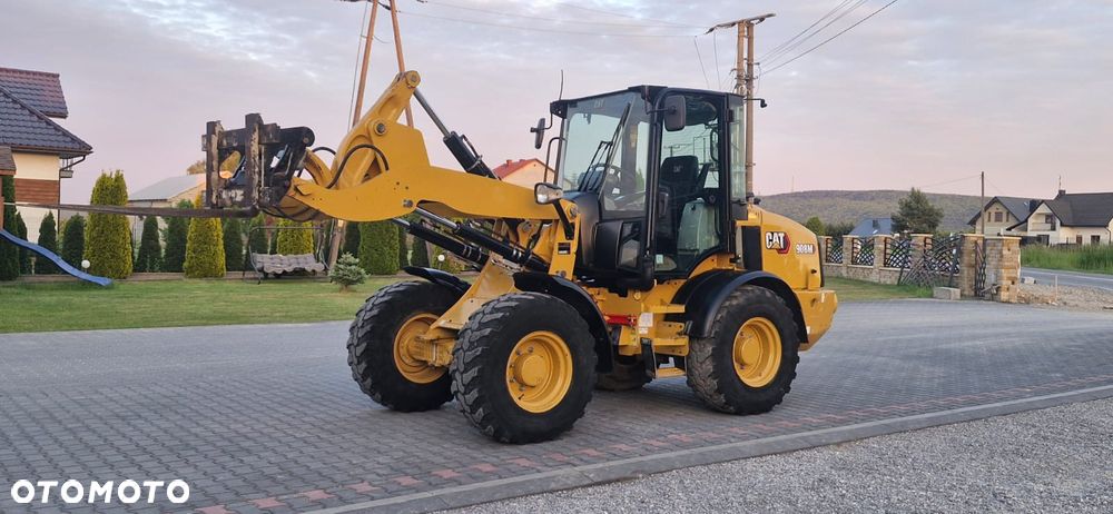 Caterpillar CAT 908M/ 2595Mth/ Maszyna sprowadzona - 4