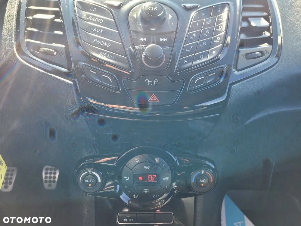 Ford Fiesta 1.6 Ti-VCT Sport S - 35