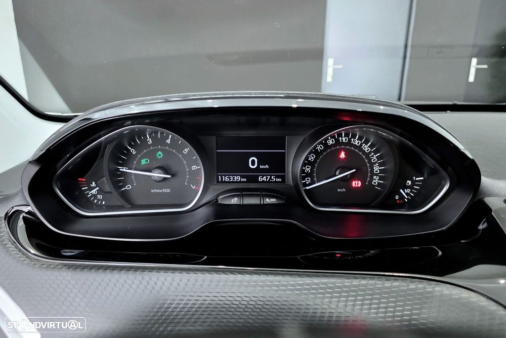 Peugeot 208 1.2 PureTech GT Line - 19