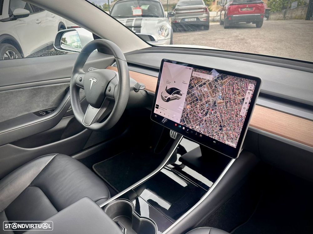 Tesla Model 3 Performance Dual Motor AWD - 11