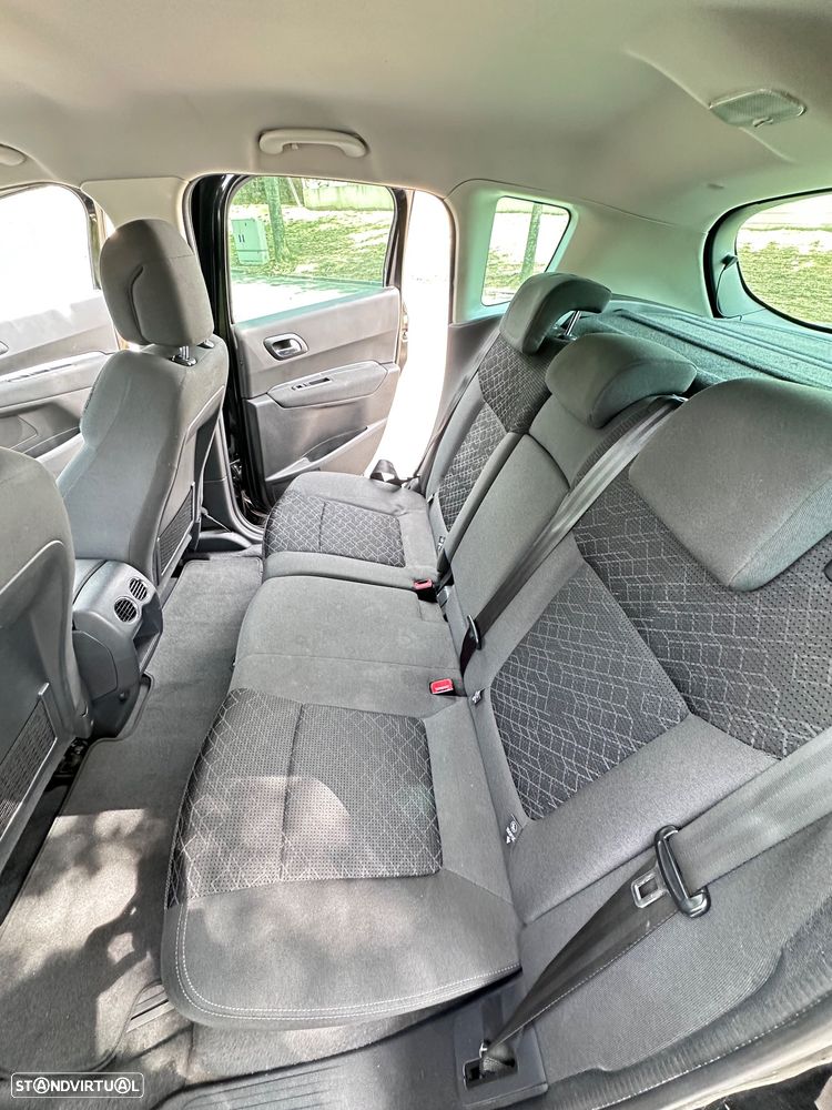 Peugeot 3008 1.6 BlueHDi Style EAT6 - 29