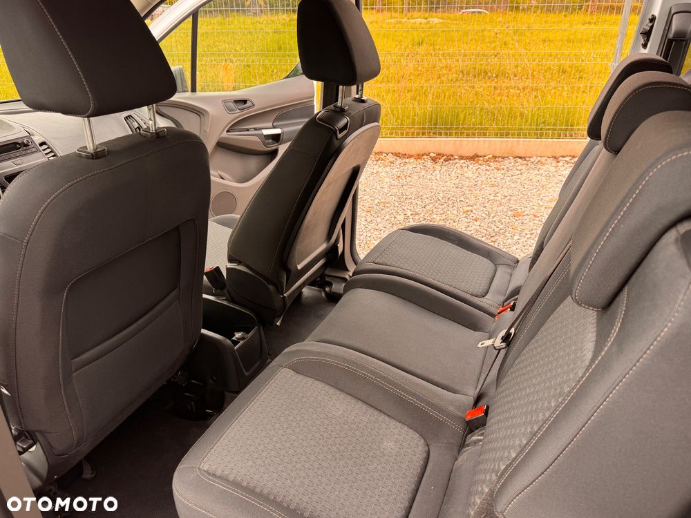 Ford Transit Connect - 15