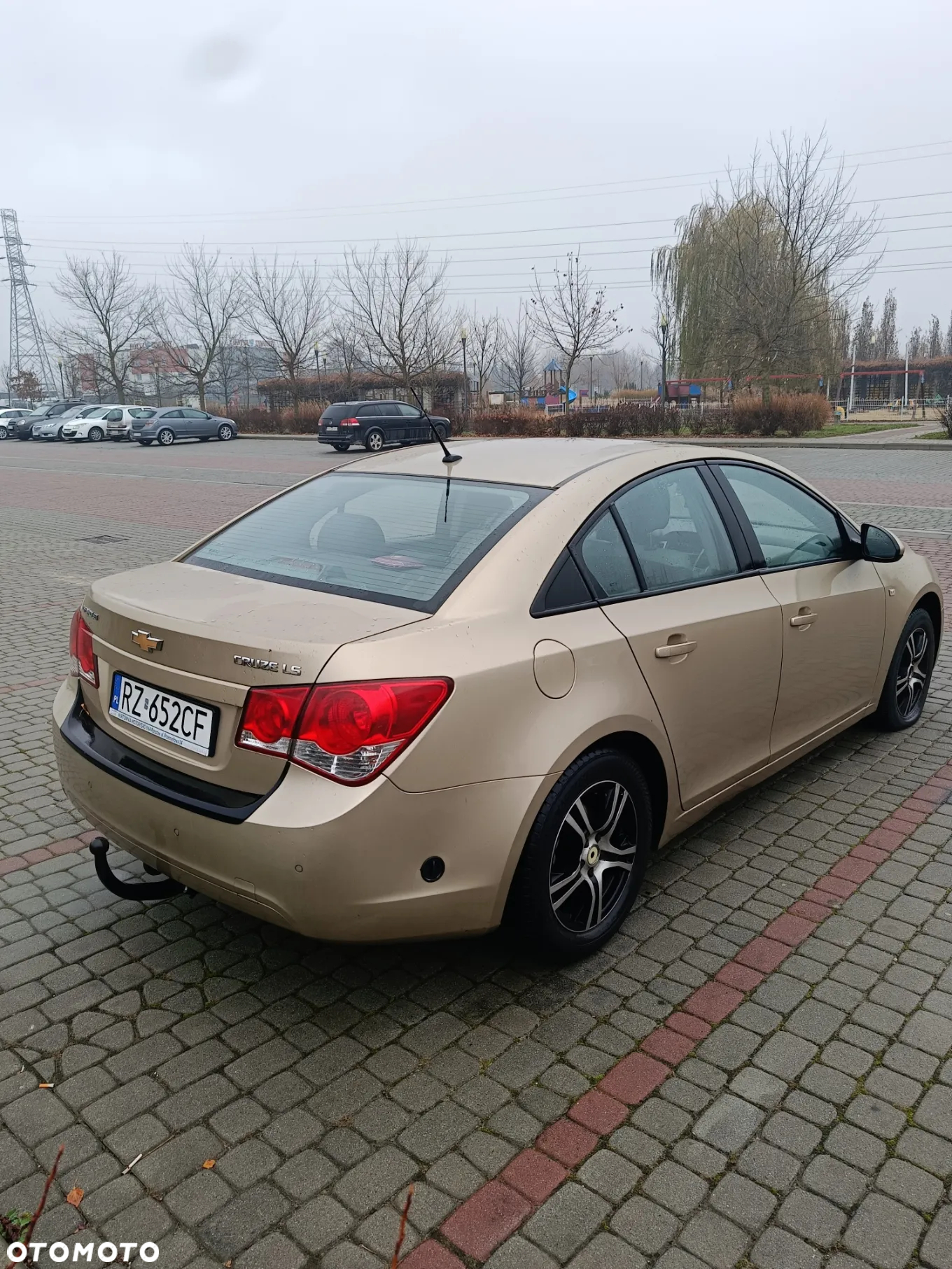 Chevrolet Cruze 1.6 LS - 4