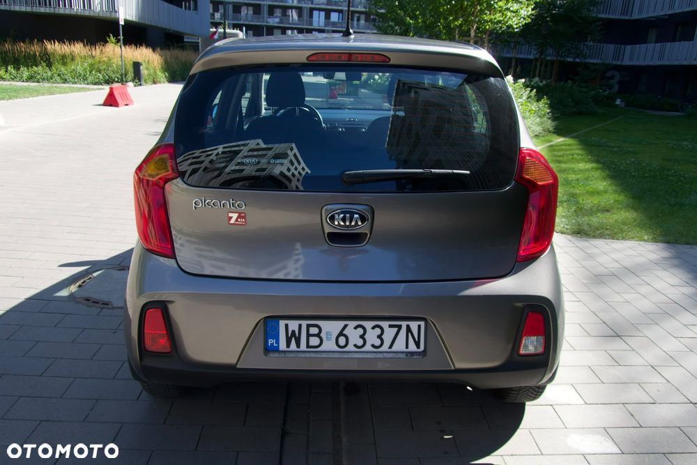 Kia Picanto 1.0 L - 5