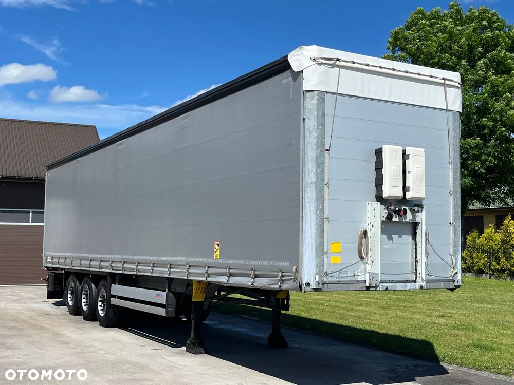 Schmitz Cargobull SCB / 2021 / FIRANKA/ OS PODNOSZONA / CERTYFIKAT XL / ZADBANA - 2