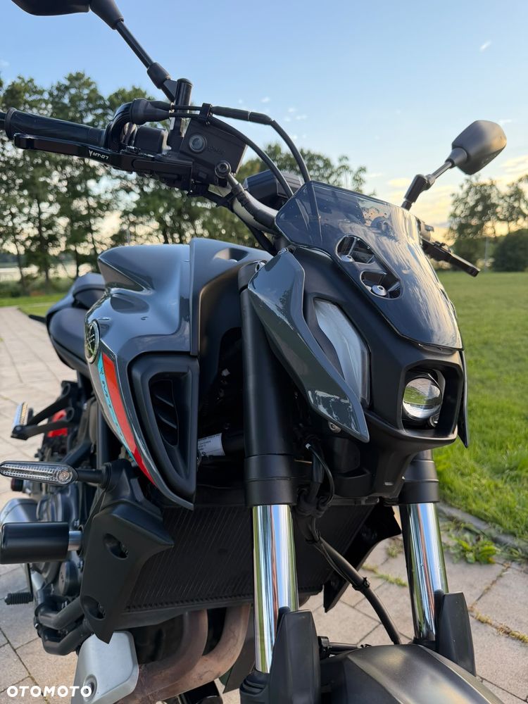 Yamaha MT - 14