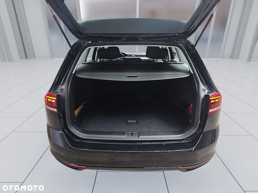 Volkswagen Passat Variant 1.5 TSI EVO Business DSG - 20