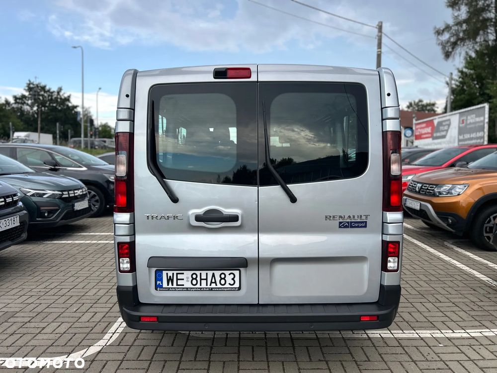 Renault Trafic 2.0 dCi - 5