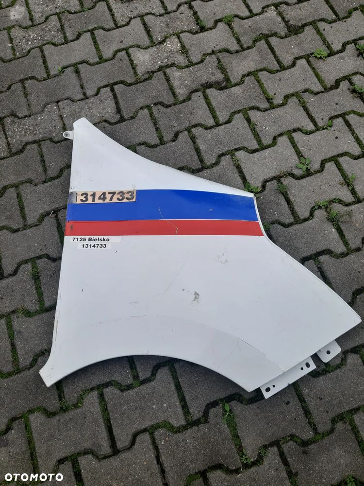 Błotnik lewy prawy Master III kod 0389 - 3