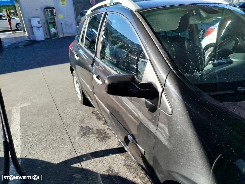 Renault Clio Break 1.5 dCi Dynamique - 4