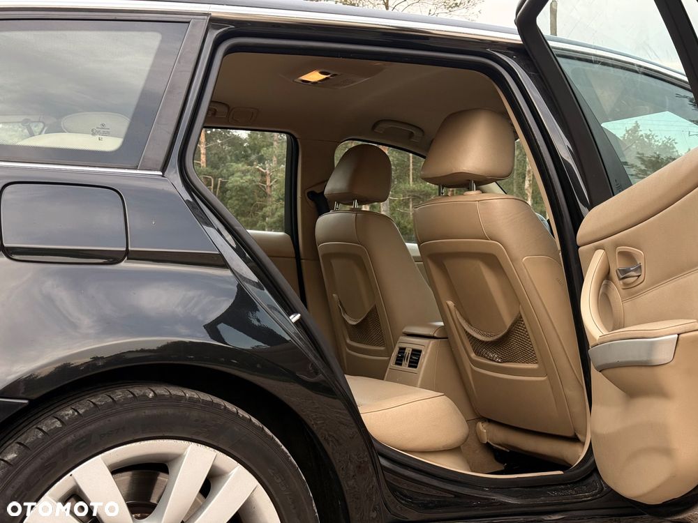 BMW Seria 3 - 16