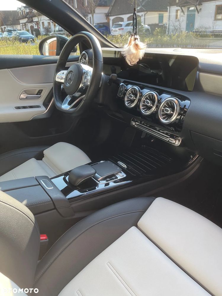 Mercedes-Benz Klasa A 200 AMG Line 7G-DCT - 11