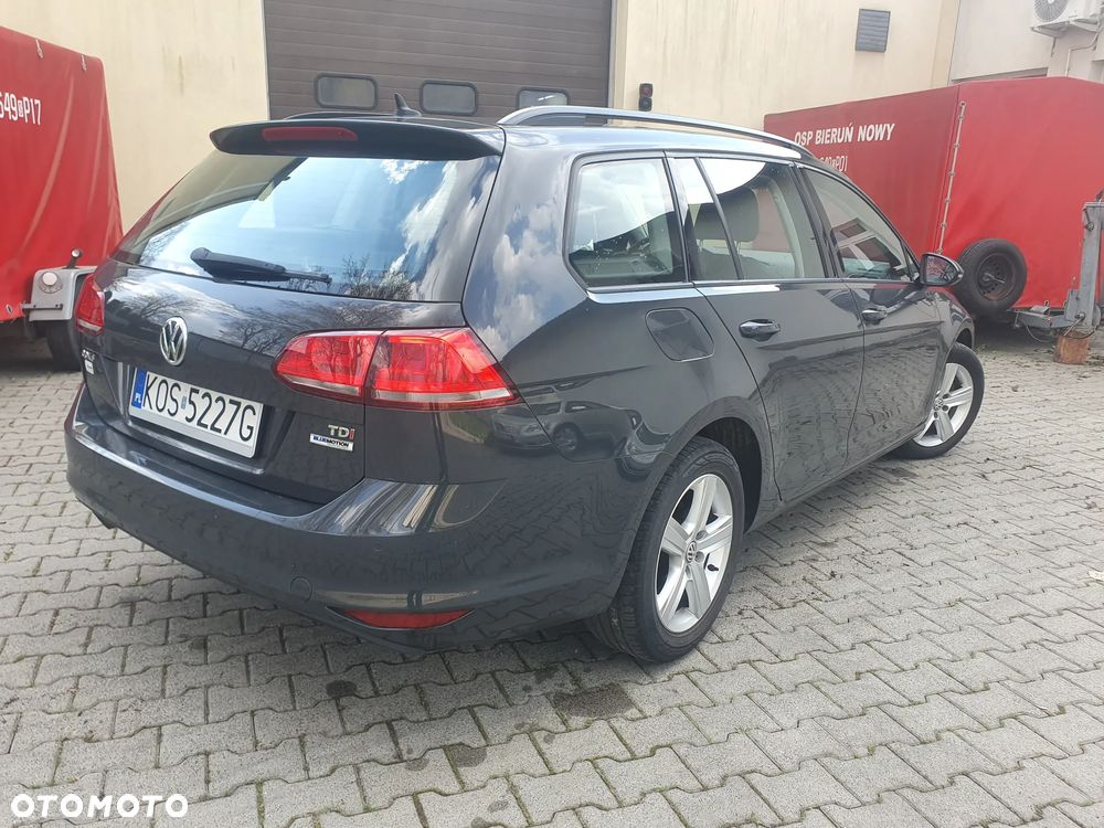 Volkswagen Golf 1.6 TDI BlueMotion Technology Lounge - 25