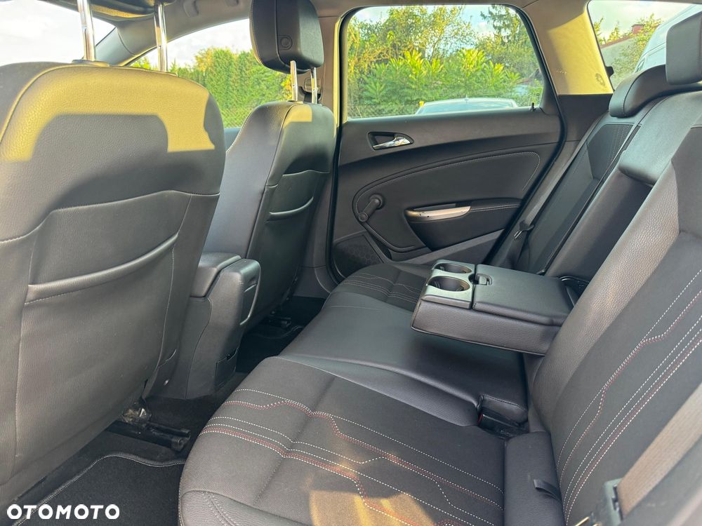 Opel Astra 1.7 CDTI DPF 150 Jahre - 17