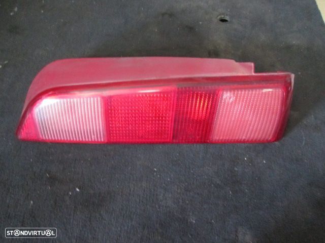 Farol Tras REF0669 ALFA ROMEO 146 1999 5P DRT CARELLO - 1