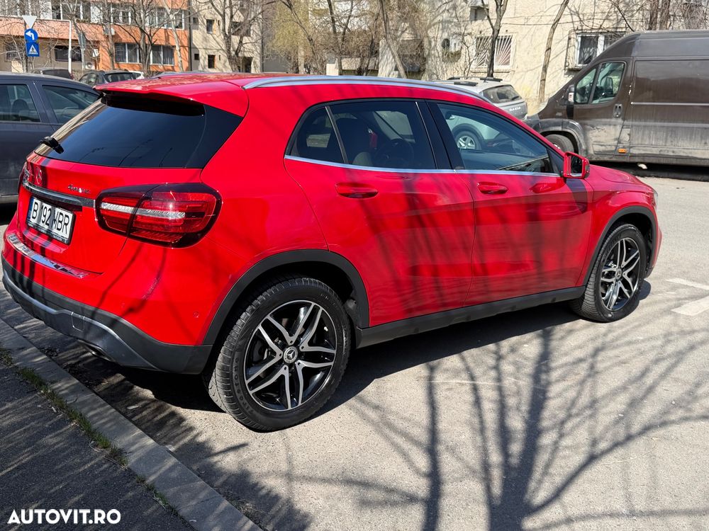 Mercedes-Benz GLA 200 d 4MATIC Aut. - 26