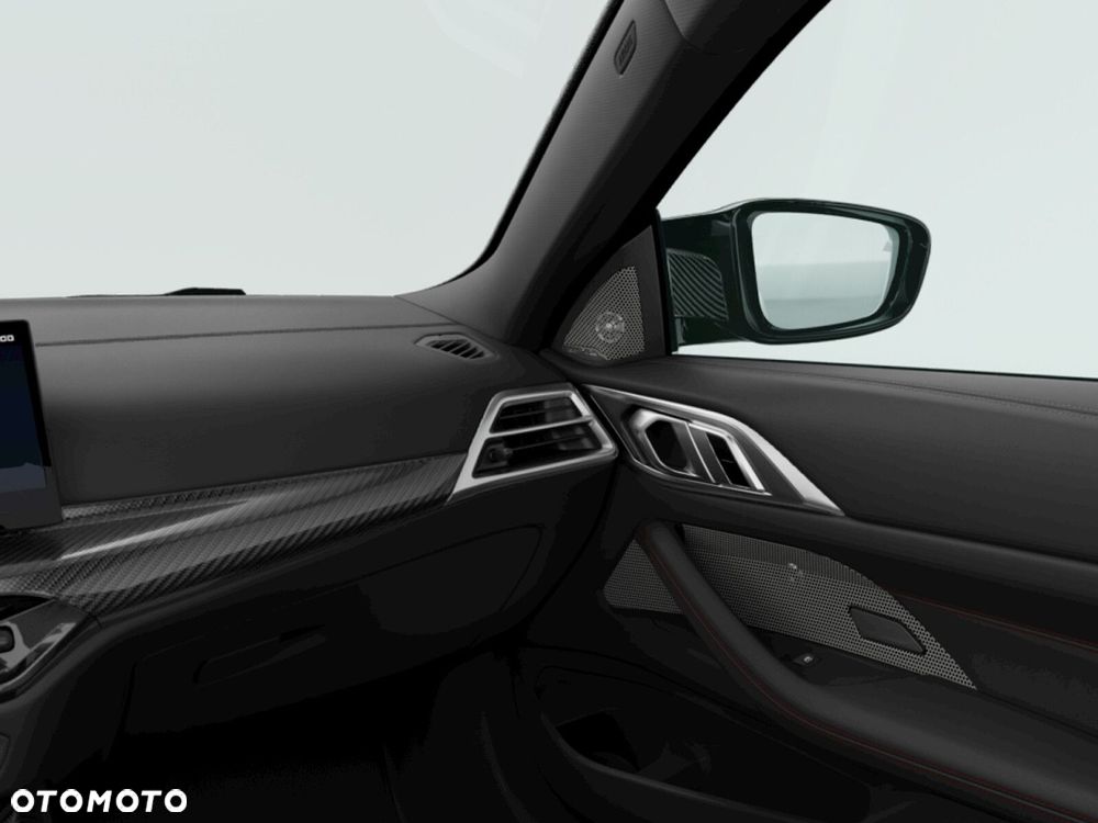 BMW M4 CS xDrive - 8