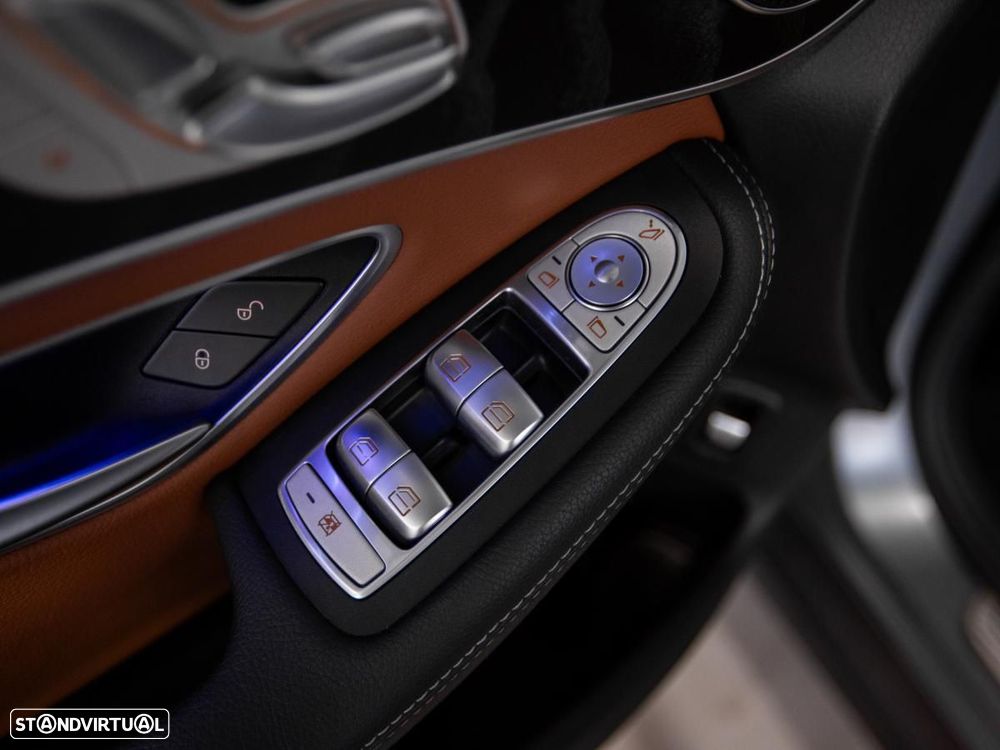 Mercedes-Benz GLC 300 de Coupé 4Matic - 36