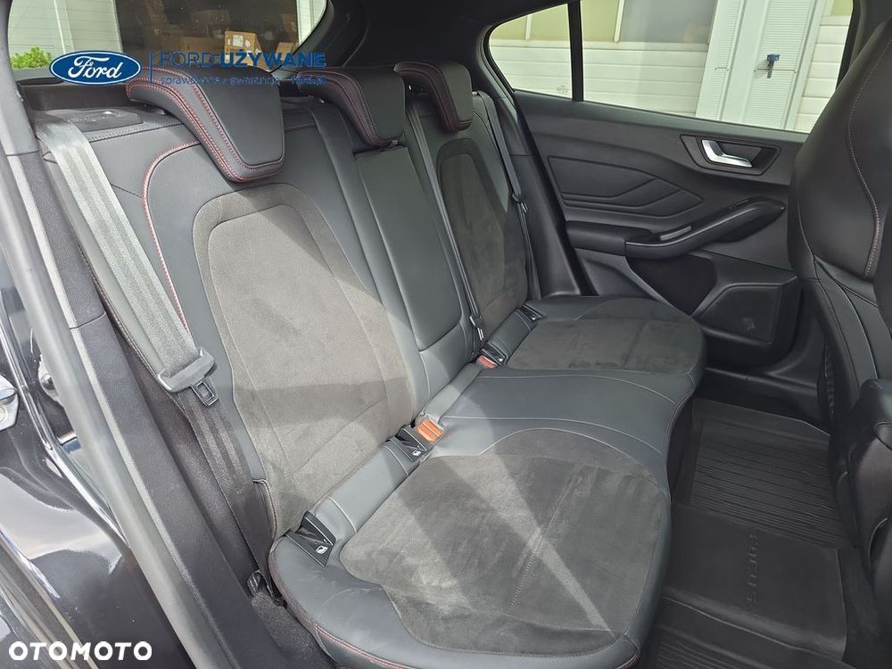 Ford Focus 2.3 EcoBoost ST X - 8