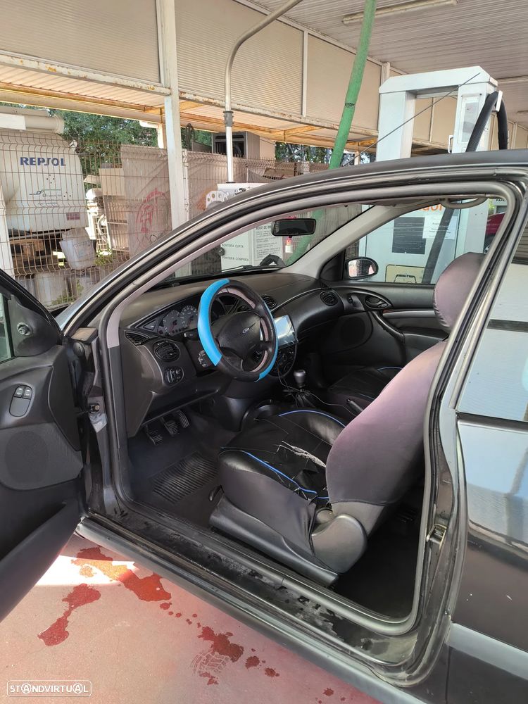 Ford Focus - 4