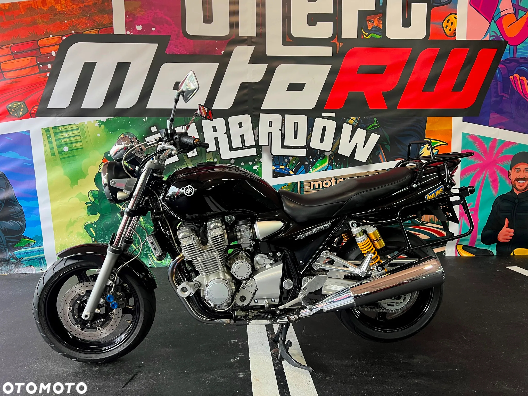 Yamaha XJR - 3