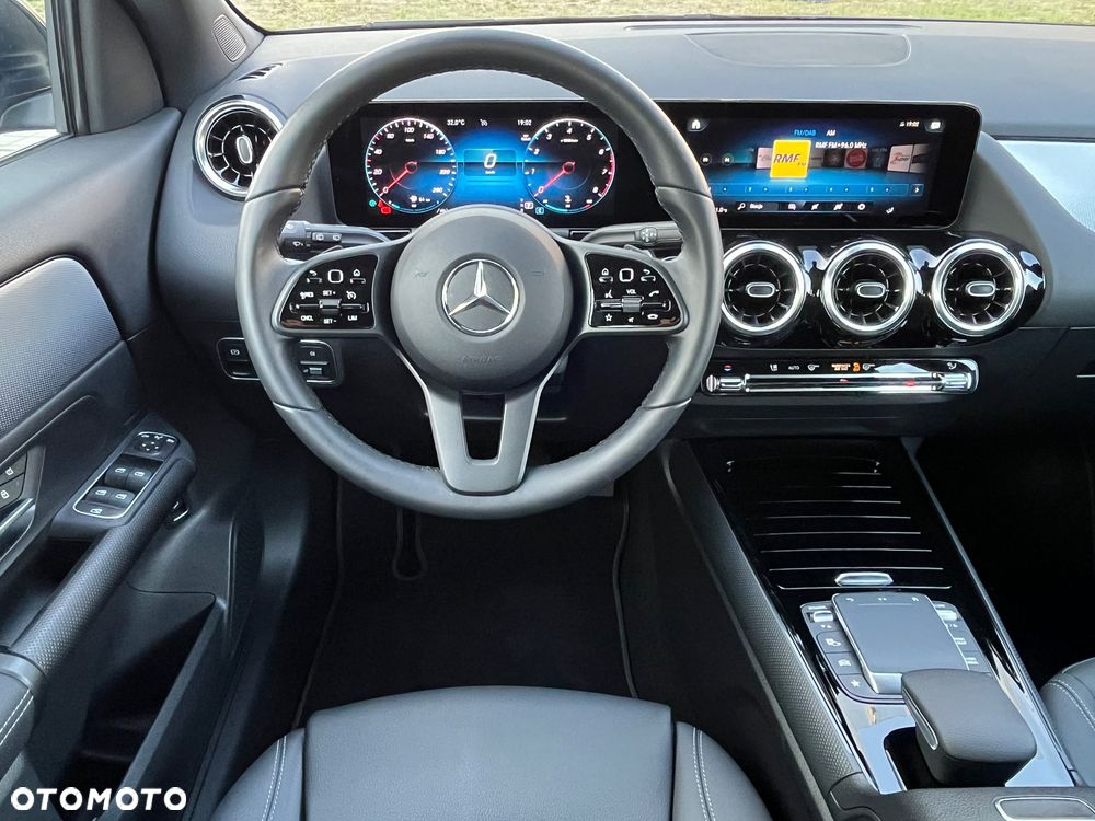 Mercedes-Benz GLA 200 Style - 14