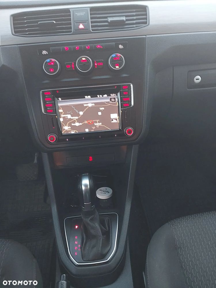 Volkswagen Caddy 2.0 TDI Highline DSG - 4