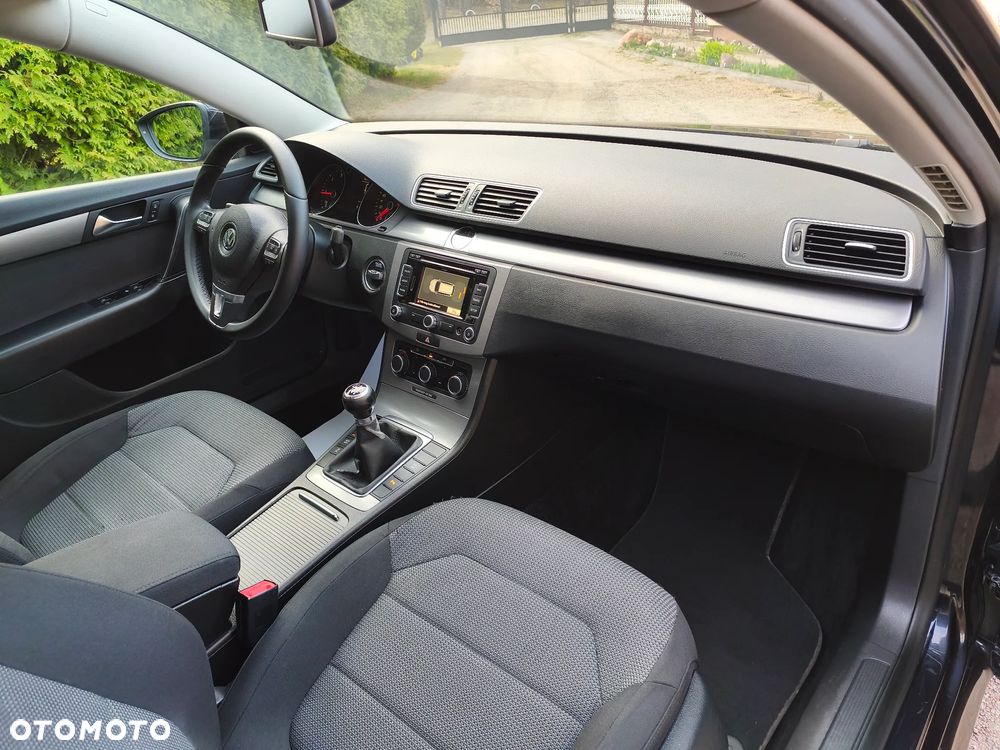 Volkswagen Passat 2.0 TDI Trendline - 20