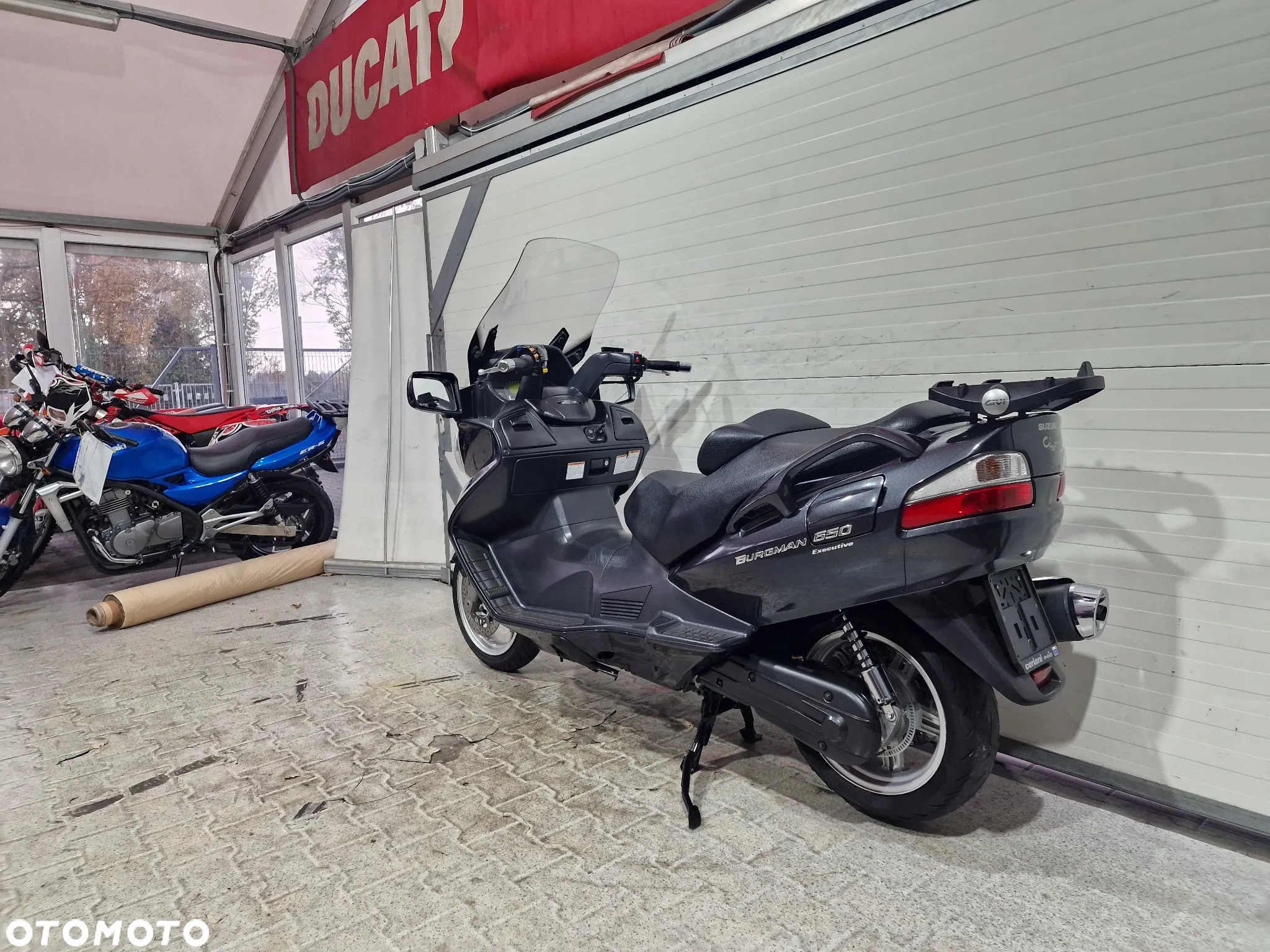 Suzuki Burgman - 6