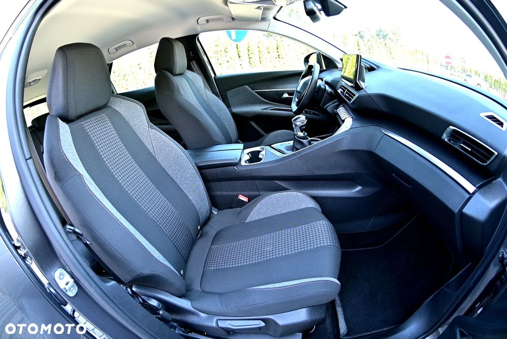 Peugeot 3008 BlueHDi 130 Stop & Start Allure Business-Paket - 20