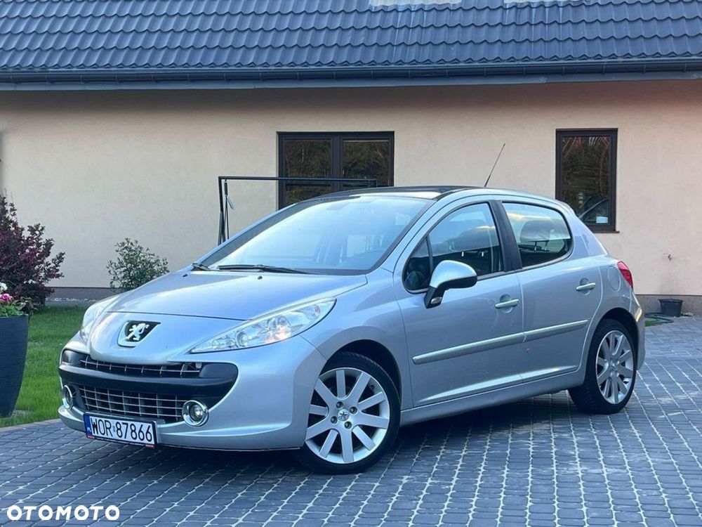 Peugeot 207 1.6 THP Platinum - 28