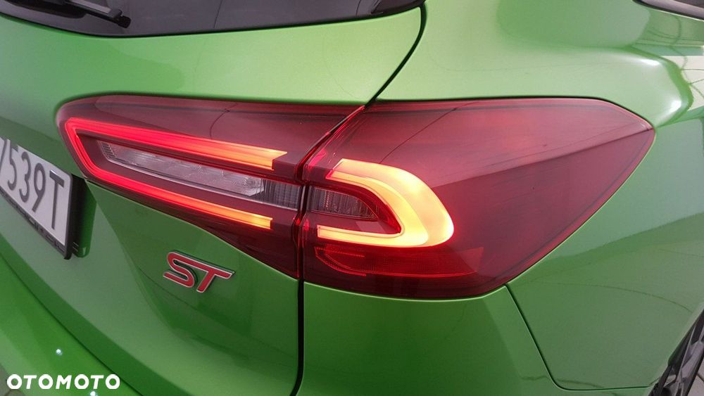 Ford Focus - 12