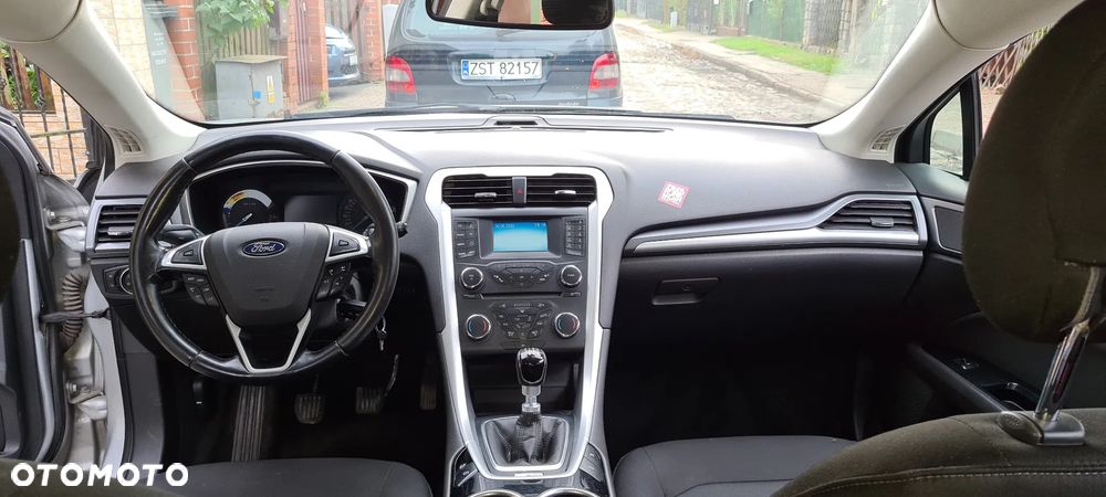 Ford Mondeo 2.0 TDCi Ambiente - 11