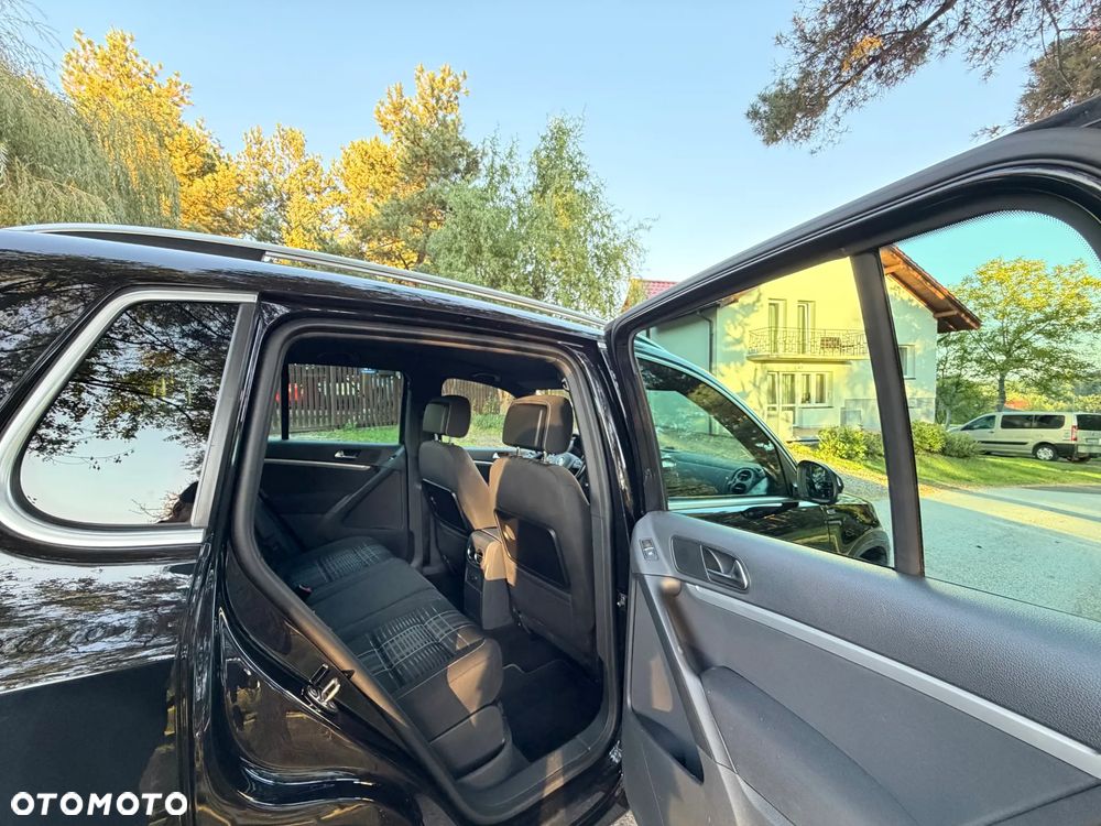 Volkswagen Tiguan 2.0 TDI DPF 4Motion BlueMotion Technology Lounge Track & Style - 29