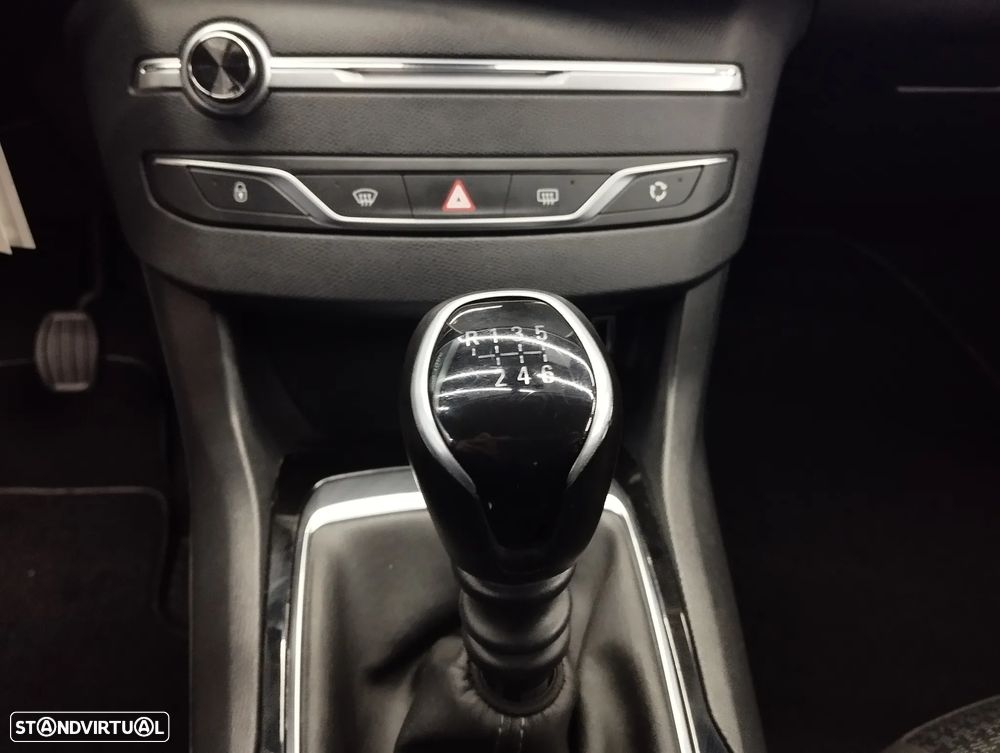 Peugeot 308 1.5 BlueHDi Style - 29