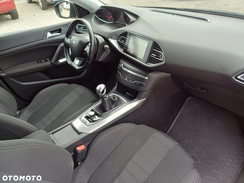 Peugeot 308 BlueHDi 120 Stop & Start Allure - 18